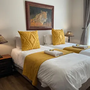https://hoogeind-manor.hotels-capetown.com