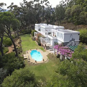 https://morton-manor.hotels-capetown.com