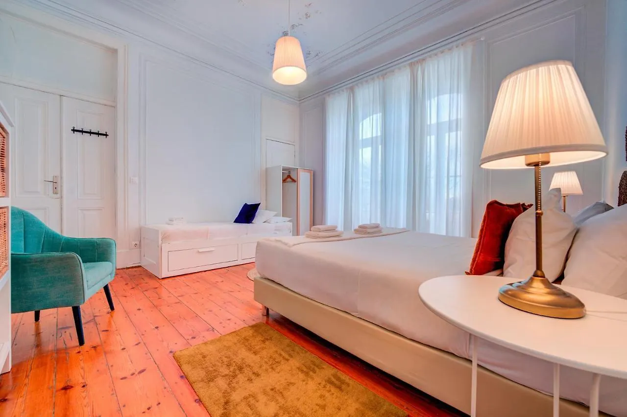 Bed & Breakfast Chalet D'Avila Guest House Lisbon Portugal